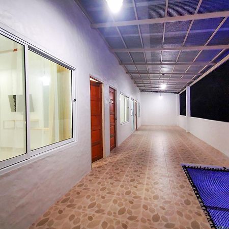 Thepprasit Cosy Villa Bãi biển Jomtien Ngoại thất bức ảnh