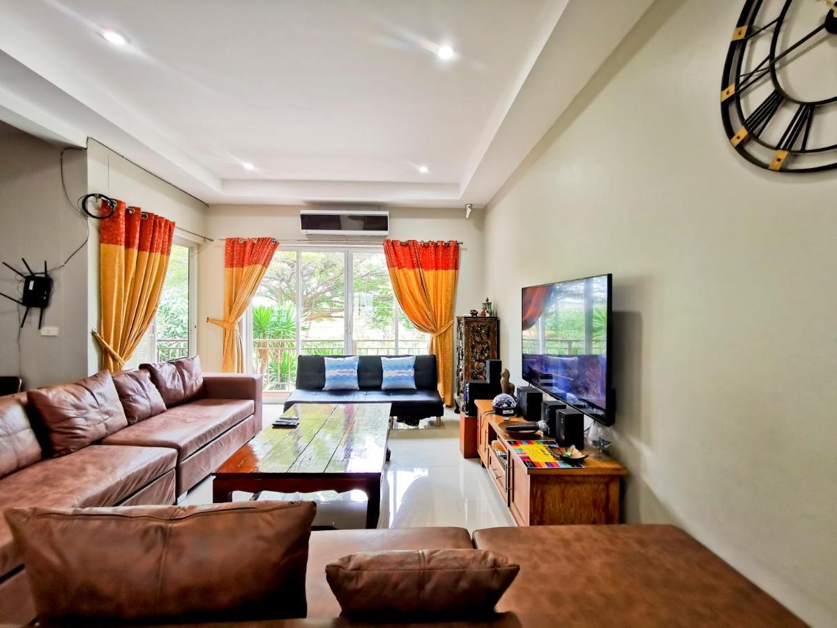 Thepprasit Cosy Villa Bãi biển Jomtien Ngoại thất bức ảnh